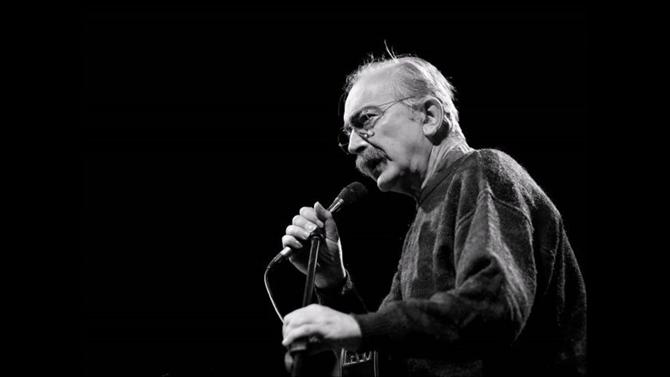 faleceu José Mário Branco